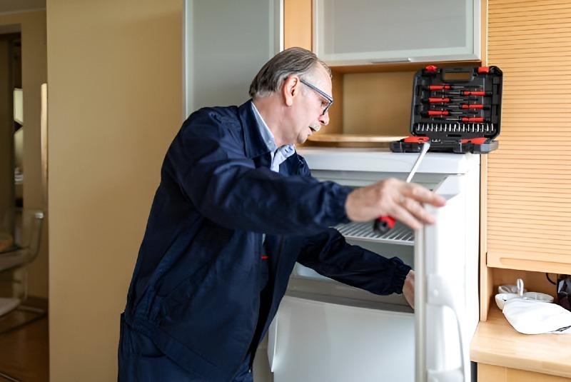 Refrigerator repair in Santa Rosa